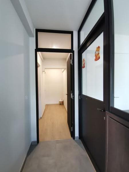 832 Woodlands Street 83, 832 Woodlands Street 83, Admiralty / Woodlands, 4 Bedrooms, 1,582 sqft, HDB Flat For Sale, by Athalia Soon Sze Yin, 500283699 - Corridor - PropertyGuru.com.sg