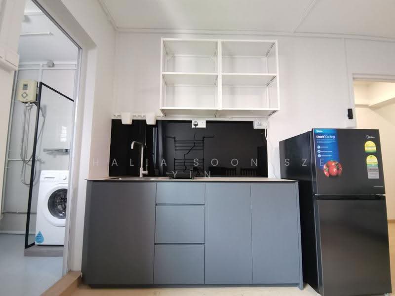 832 Woodlands Street 83, 832 Woodlands Street 83, Admiralty / Woodlands, 4 Bedrooms, 1,582 sqft, HDB Flat For Sale, by Athalia Soon Sze Yin, 500283699 - Kitchen - PropertyGuru.com.sg