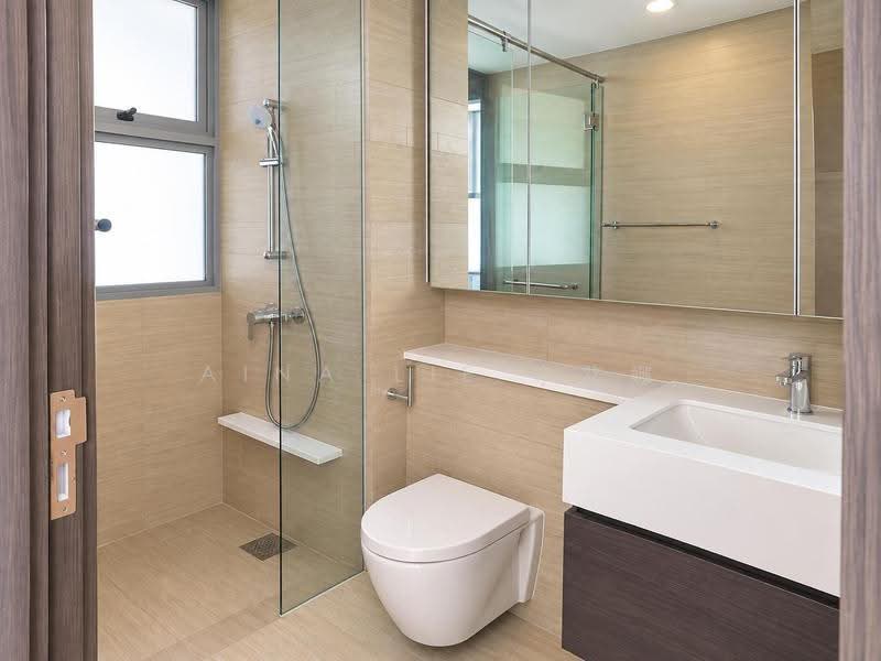 Spacious 2 Bedders plus Utility near Layar LRT (Sengkang), Seletar / Yio Chu Kang, 2 Bedrooms, 850 sqft, Condominium For Rent, by Aina Lie 李艾娜, 500283702 - Bathroom - PropertyGuru.com.sg