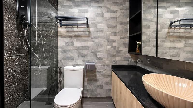 449 Bukit Panjang Ring Road, 449 Bukit Panjang Ring Road, Dairy Farm / Bukit Panjang / Choa Chu Kang, 3 Bedrooms, 1,302 sqft, HDB Flat For Sale, by Joel Leong Foo Shun, 500283704 - Master Bathroom - PropertyGuru.com.sg