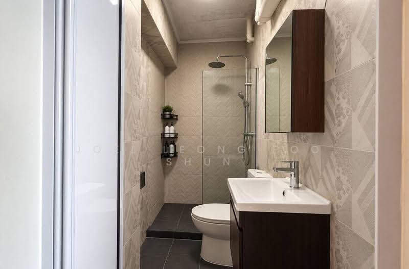 449 Bukit Panjang Ring Road, 449 Bukit Panjang Ring Road, Dairy Farm / Bukit Panjang / Choa Chu Kang, 3 Bedrooms, 1,302 sqft, HDB Flat For Sale, by Joel Leong Foo Shun, 500283704 - Common Bathroom - PropertyGuru.com.sg