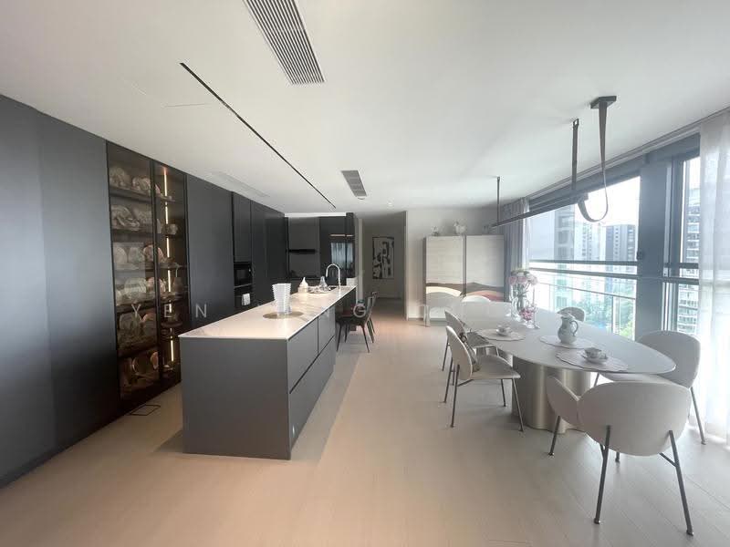 Silversea, East Coast / Marine Parade, 4 Bedrooms, 2,530 sqft, Condominium For Sale, by Yen Leng Chong, 500283709 - Kitchen - PropertyGuru.com.sg