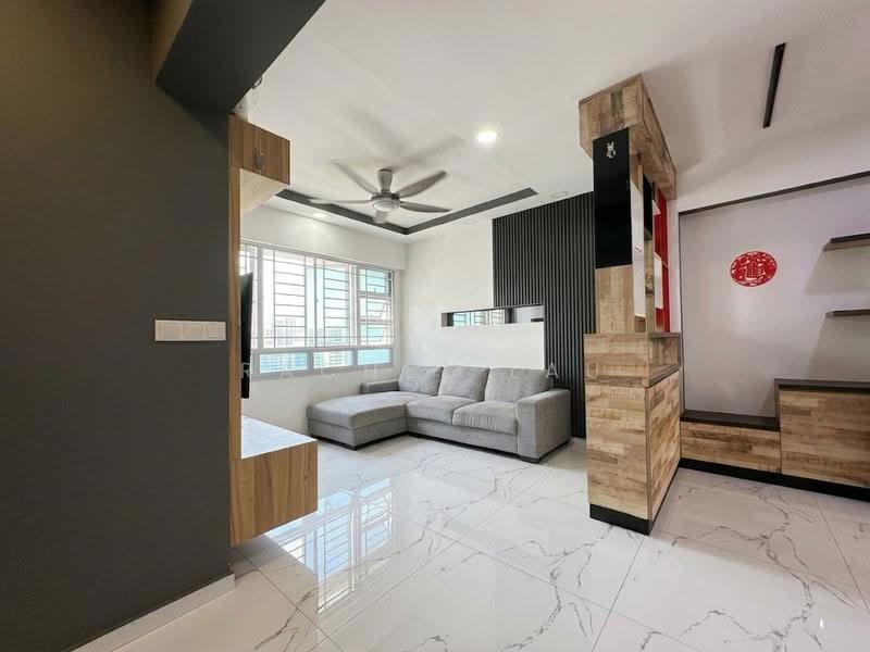 18B MacPherson Residency, 18B Circuit Road, Macpherson / Potong Pasir, 3 Bedrooms, 1,001 sqft, HDB Flat For Sale, by Rachel Lau, 500283727 - Living Room - PropertyGuru.com.sg