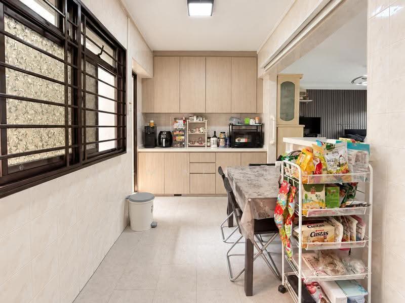 228B Compassvale Walk, 228B Compassvale Walk, Hougang / Punggol / Sengkang, 3 Bedrooms, 1,098 sqft, HDB Flat For Sale, by Jasmine Giam, 500283737 - Kitchen - PropertyGuru.com.sg