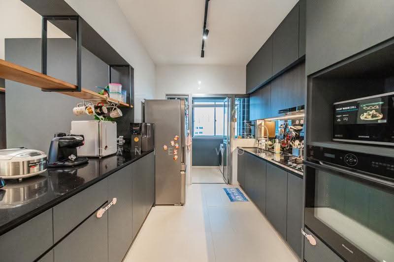 409A Northshore Drive, 409A Northshore Drive, Hougang / Punggol / Sengkang, 3 Bedrooms, 1,205 sqft, HDB Flat For Sale, by Daniel Wong, 500283743 - Kitchen - PropertyGuru.com.sg