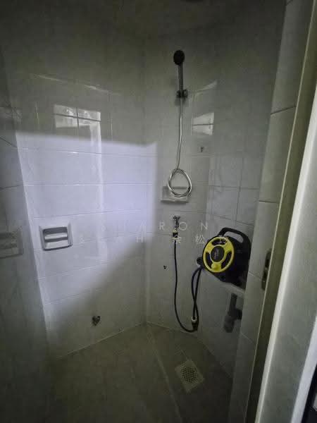 Tanamera Crest, 6 Pari Dedap Walk, Bedok / Upper East Coast, 3 Bedrooms, 1,163 sqft, Condominium For Sale, by Sharon Seah 佘松玲, 500283771 - Bathroom - PropertyGuru.com.sg