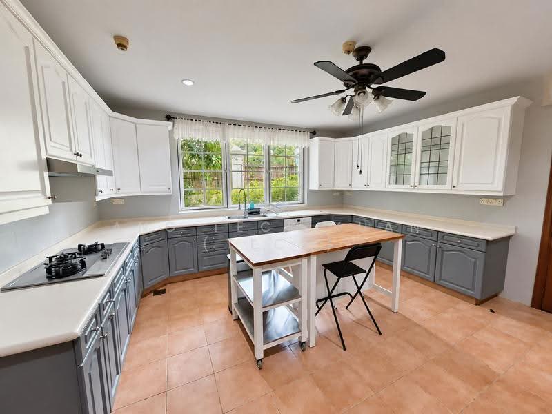 Near Holland Village MRT | Pool & Garden | 16,821sqft, Cornwall Gardens, Belmont, Leedon, Tanglin / Holland / Bukit Timah, 5 Bedrooms, 7,400 sqft, Good Class Bungalow For Rent, by Ang Teck Kuan (Teck), 500283775 - Kitchen - PropertyGuru.com.sg