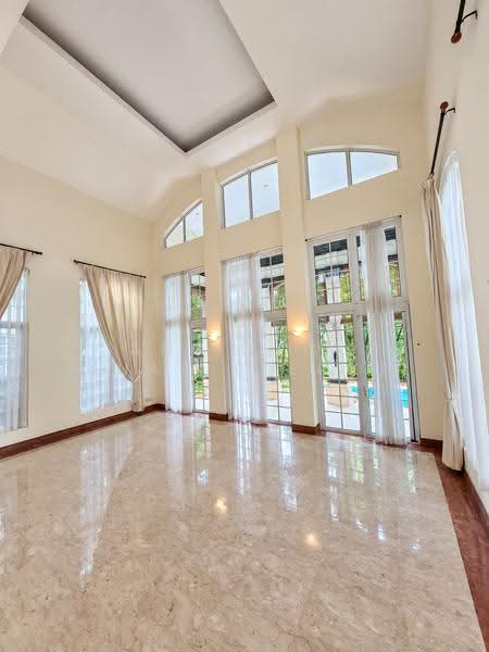Near Holland Village MRT | Pool & Garden | 16,821sqft, Cornwall Gardens, Belmont, Leedon, Tanglin / Holland / Bukit Timah, 5 Bedrooms, 7,400 sqft, Good Class Bungalow For Rent, by Ang Teck Kuan (Teck), 500283775 - Living Room - PropertyGuru.com.sg