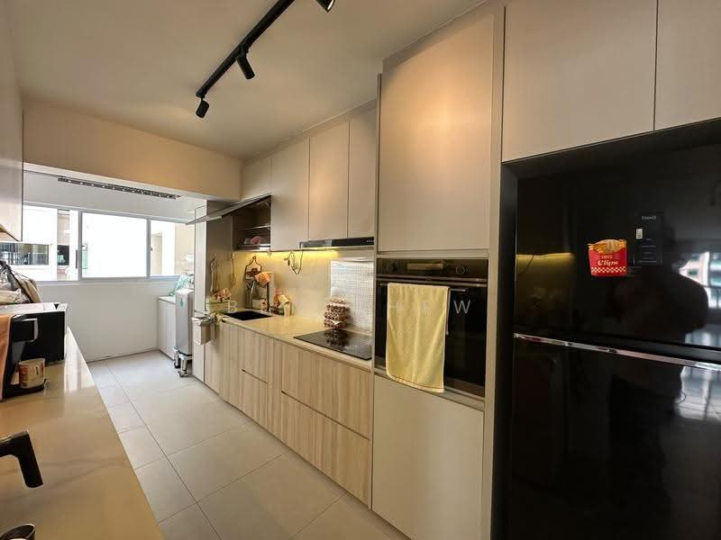 685B Jurong West Street 64, 685B Jurong West Street 64, Boon Lay / Jurong / Tuas, Room Rental, 150 sqft, HDB Flat For Rent, by Ben Chew, 500283798 - Kitchen - PropertyGuru.com.sg