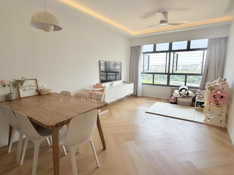 624B Tampines Avenue 12, 624B Tampines Avenue 12, Pasir Ris / Tampines, 3 Bedrooms, 1,001 sqft, HDB Flat For Sale, by Vanneza Lim, 500283799 - Living Room - PropertyGuru.com.sg