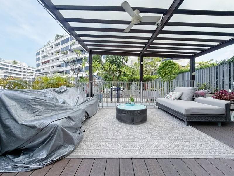 The Interlace, 218 Depot Road, Harbourfront / Telok Blangah, 4 Bedrooms, 3,208 sqft, Condominium For Sale, by Joyce Lye Hui Xin, 500283809 - Balcony - PropertyGuru.com.sg