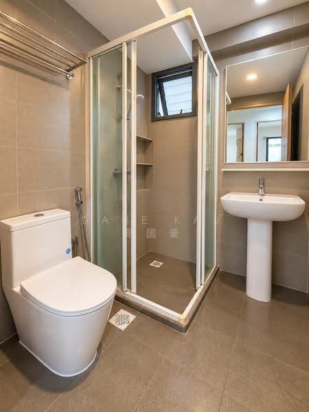 348B Yishun Avenue 11, 348B Yishun Avenue 11, Sembawang / Yishun, 3 Bedrooms, 990 sqft, HDB Flat For Sale, by Dane Kau 高国豪, 500283812 - Bathroom - PropertyGuru.com.sg