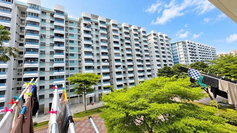 326 Ang Mo Kio Avenue 3, 326 Ang Mo Kio Avenue 3, Ang Mo Kio / Bishan / Thomson, 3 Bedrooms, 990 sqft, HDB Flat For Sale, by Dewi Tan, 500283829 - Exterior - PropertyGuru.com.sg