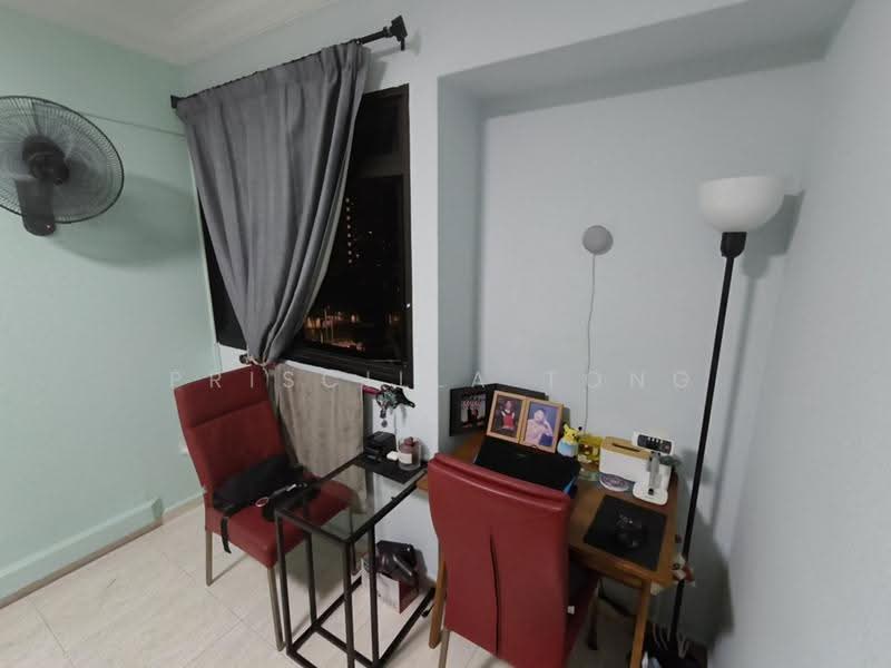 292B Compassvale Street, 292B Compassvale Street, Hougang / Punggol / Sengkang, Room Rental, 200 sqft, HDB Flat For Rent, by Priscilla Tong, 500283837 - Study - PropertyGuru.com.sg