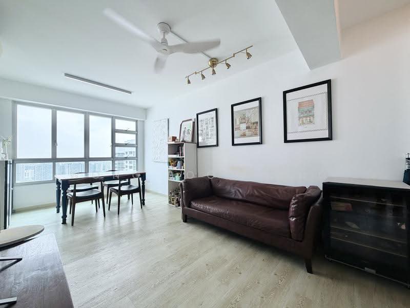 10C Bendemeer Light, 10C Bendemeer Road, Balestier / Toa Payoh, 2 Bedrooms, 732 sqft, HDB Flat For Sale, by Wong Boon Keng, 500283839 - Living Room - PropertyGuru.com.sg