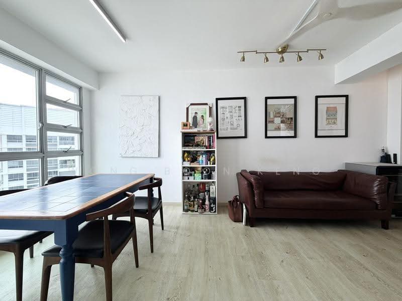 10C Bendemeer Light, 10C Bendemeer Road, Balestier / Toa Payoh, 2 Bedrooms, 732 sqft, HDB Flat For Sale, by Wong Boon Keng, 500283839 - Living Room - PropertyGuru.com.sg
