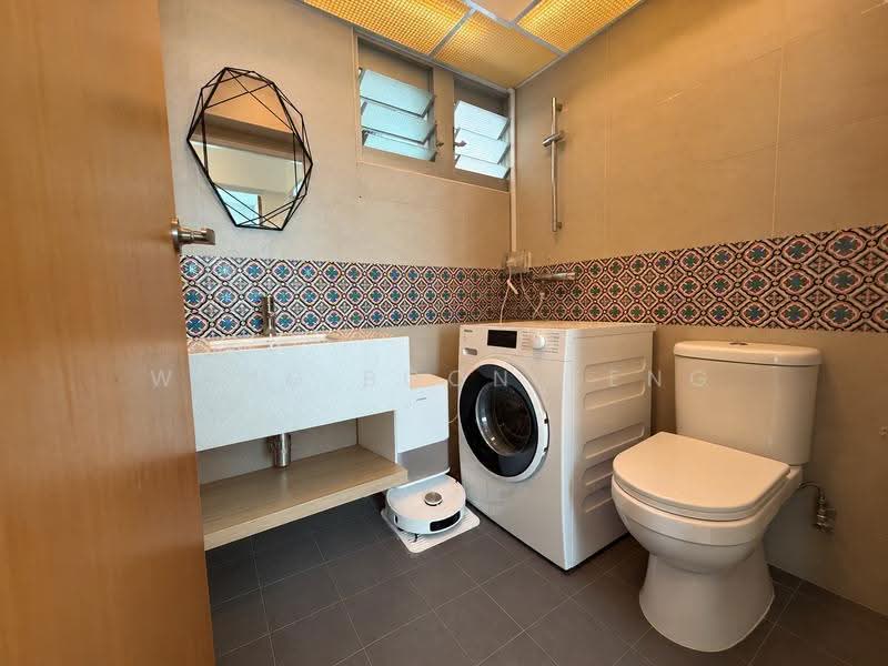 10C Bendemeer Light, 10C Bendemeer Road, Balestier / Toa Payoh, 2 Bedrooms, 732 sqft, HDB Flat For Sale, by Wong Boon Keng, 500283839 - Bathroom - PropertyGuru.com.sg