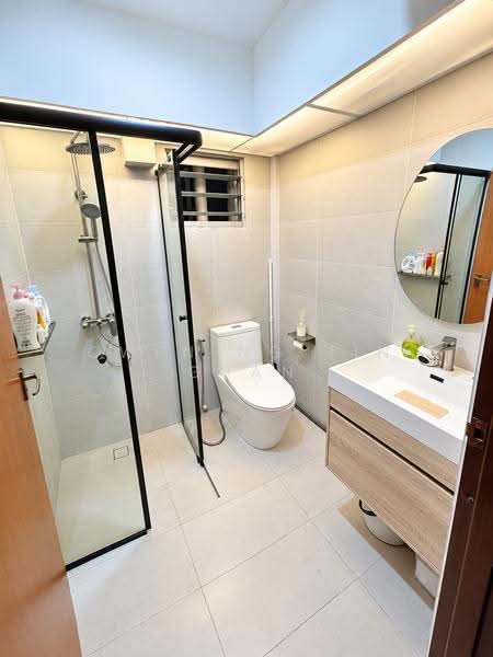 613D Punggol Drive, 613D Punggol Drive, Hougang / Punggol / Sengkang, Room Rental, 100 sqft, HDB Flat For Rent, by Owen Ng Jin Guan, 500283840 - Bathroom - PropertyGuru.com.sg