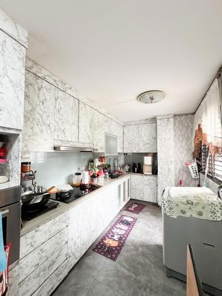 795 Yishun Ring Road, 795 Yishun Ring Road, Sembawang / Yishun, 3 Bedrooms, 1,302 sqft, HDB Flat For Sale, by Natalie Lim, 500283845 - Kitchen - PropertyGuru.com.sg