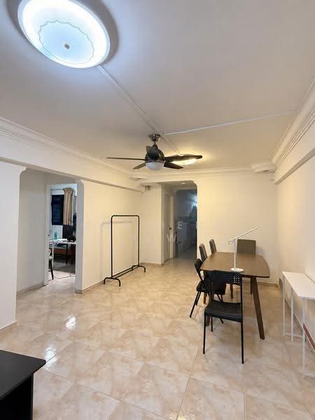 308 Clementi Avenue 4, 308 Clementi Avenue 4, Buona Vista / West Coast / Clementi New Town, 3 Bedrooms, 721 sqft, HDB Flat For Rent, by Ong Beng Yew, 500283851 - Living Room - PropertyGuru.com.sg