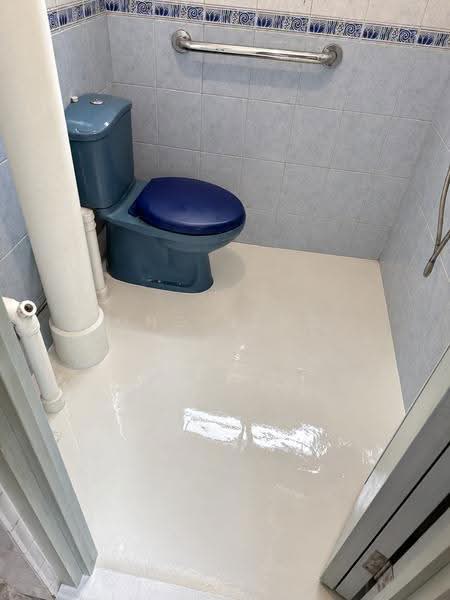 308 Clementi Avenue 4, 308 Clementi Avenue 4, Buona Vista / West Coast / Clementi New Town, 3 Bedrooms, 721 sqft, HDB Flat For Rent, by Ong Beng Yew, 500283851 - Bathroom - PropertyGuru.com.sg