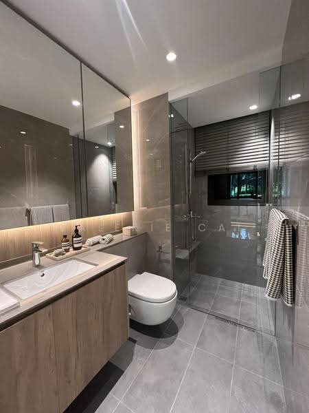 Pinetree Hill, 30 Pine Grove, Clementi Park / Upper Bukit Timah, 4 Bedrooms, 1,216 sqft, Condominium For Rent, by Valerie Cai, 500283853 - Bathroom - PropertyGuru.com.sg