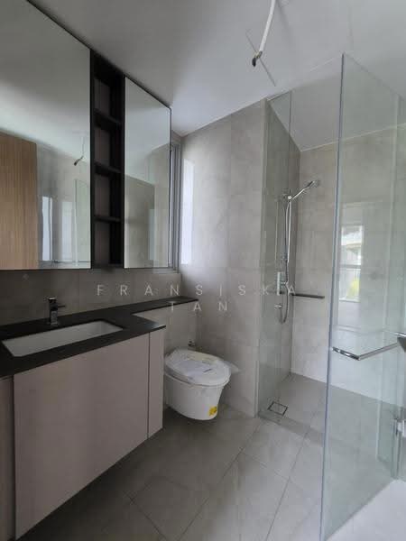 Grand Dunman, 6 Dunman Road, East Coast / Marine Parade, 4 Bedrooms, 1,292 sqft, Condominium For Rent, by Fransiska Tan, 500283854 - Bathroom - PropertyGuru.com.sg