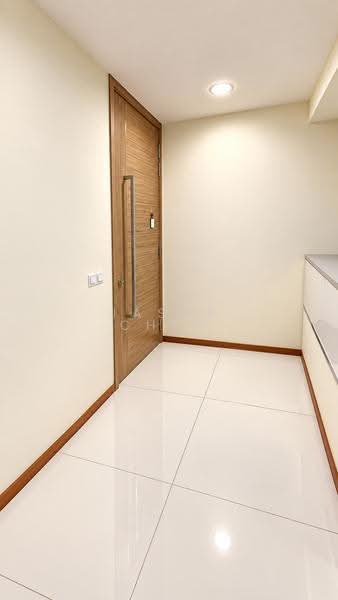 Trevista, 23 Lorong 3 Toa Payoh, Balestier / Toa Payoh, 3 Bedrooms, 1,281 sqft, Condominium For Sale, by Jason Chew, 500283855 - Entrance - PropertyGuru.com.sg