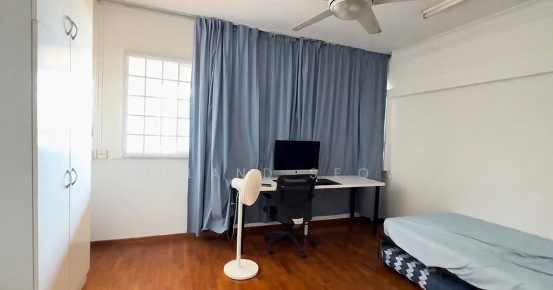 230 Hougang Avenue 1, 230 Hougang Avenue 1, Hougang / Punggol / Sengkang, 3 Bedrooms, 1,528 sqft, HDB Flat For Sale, by Roland Seow, 500283860 - Bedroom 3 - PropertyGuru.com.sg