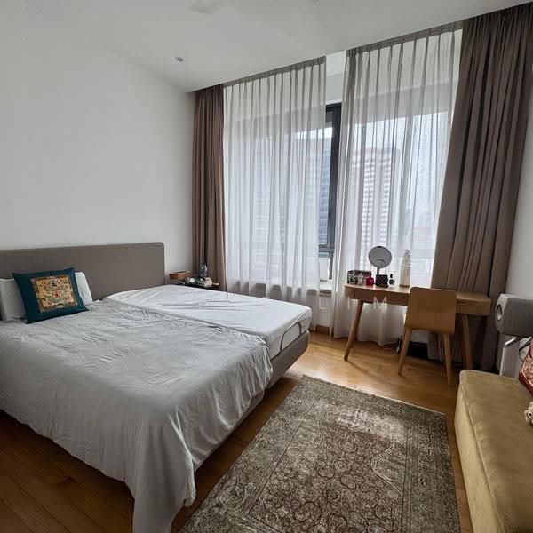 Urban Suites @ Hullet Road, 3 Hullet Road, Orchard / River Valley, 4 Bedrooms, 2,002 sqft, Condominium For Rent, by Joyce Lim, 500283866 - Master Bedroom - PropertyGuru.com.sg