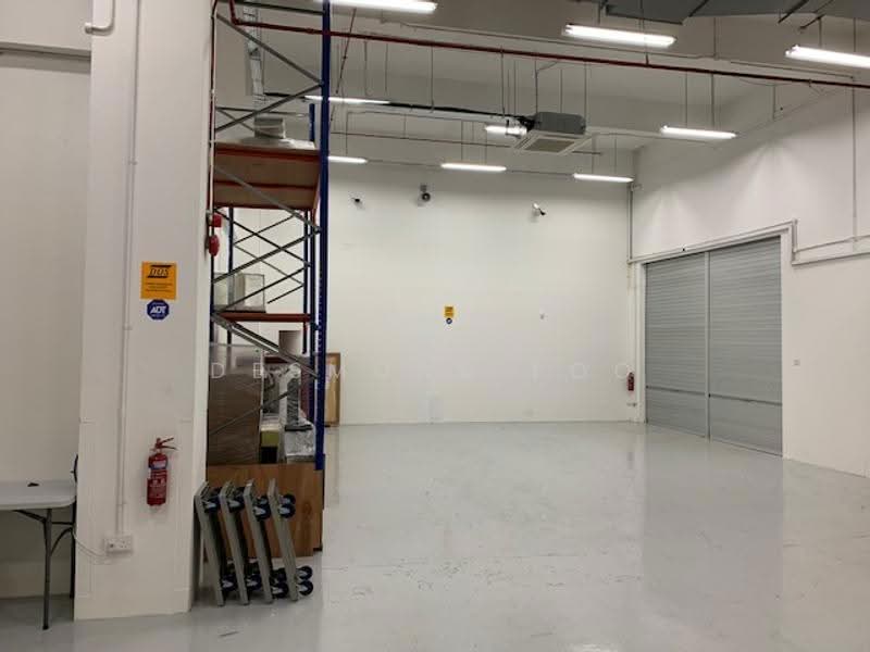 Ground floor light production/storage in Loyang, Changi Airport / Changi Village, 4,950 sqft, Light Industrial (B1) For Rent, by Desmond Foo, 500283880 - Interior - CommercialGuru.com.sg