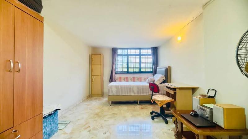303 Jurong East Street 32, 303 Jurong East Street 32, Boon Lay / Jurong / Tuas, 2 Bedrooms, 882 sqft, HDB Flat For Sale, by TAN POH KHIT, BILLY SUPHAKHIT, 500283907 - Bedroom - PropertyGuru.com.sg