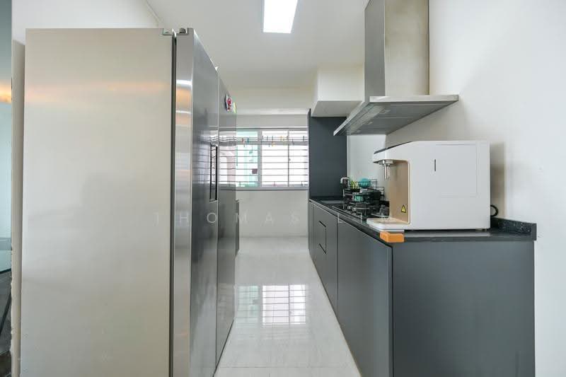 420 Clementi Avenue 1, 420 Clementi Avenue 1, Buona Vista / West Coast / Clementi New Town, 3 Bedrooms, 1,033 sqft, HDB Flat For Sale, by Thomas Lim, 500283928 - Kitchen - PropertyGuru.com.sg