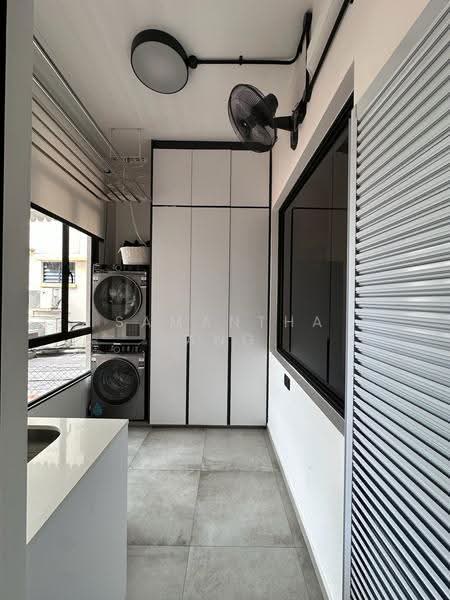 372 East Coast Road, East Coast / Marine Parade, 3 Bedrooms, 1,194 sqft, Walk-up Apartment For Rent, by Samantha Ang, 500283938 - Yard - PropertyGuru.com.sg