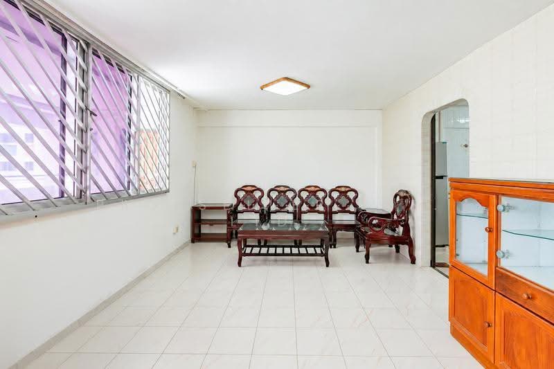 171 Bedok South Road, 171 Bedok South Road, Bedok / Upper East Coast, 3 Bedrooms, 904 sqft, HDB Flat For Sale, by Reine Chan, 500283944 - Living Room - PropertyGuru.com.sg