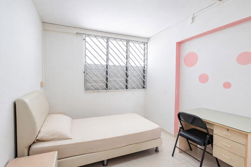 171 Bedok South Road, 171 Bedok South Road, Bedok / Upper East Coast, 3 Bedrooms, 904 sqft, HDB Flat For Sale, by Reine Chan, 500283944 - Bedroom - PropertyGuru.com.sg