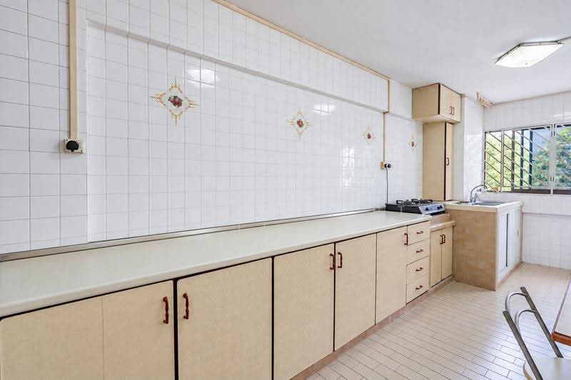 171 Bedok South Road, 171 Bedok South Road, Bedok / Upper East Coast, 3 Bedrooms, 904 sqft, HDB Flat For Sale, by Reine Chan, 500283944 - Kitchen - PropertyGuru.com.sg