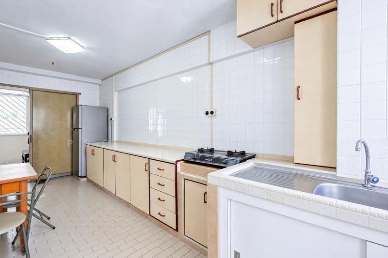 171 Bedok South Road, 171 Bedok South Road, Bedok / Upper East Coast, 3 Bedrooms, 904 sqft, HDB Flat For Sale, by Reine Chan, 500283944 - Kitchen - PropertyGuru.com.sg