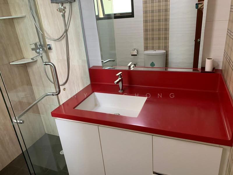 Simsville, 10 Geylang East Avenue 2, Eunos / Geylang / Paya Lebar, 2 Bedrooms, 969 sqft, Condominium For Sale, by Denyse Chong 张芸珊, 500283949 - Bathroom - PropertyGuru.com.sg
