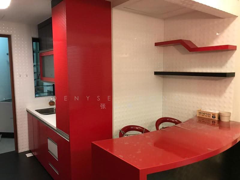 Simsville, 10 Geylang East Avenue 2, Eunos / Geylang / Paya Lebar, 2 Bedrooms, 969 sqft, Condominium For Sale, by Denyse Chong 张芸珊, 500283949 - Kitchen - PropertyGuru.com.sg