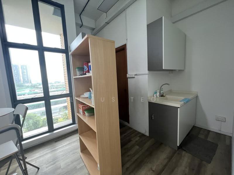 Tradehub 21, 8 Boon Lay Way, Boon Lay / Jurong / Tuas, 1,893 sqft, Light Industrial (B1) For Sale, by Lexus Teo, 500283959 - CommercialGuru.com.sg