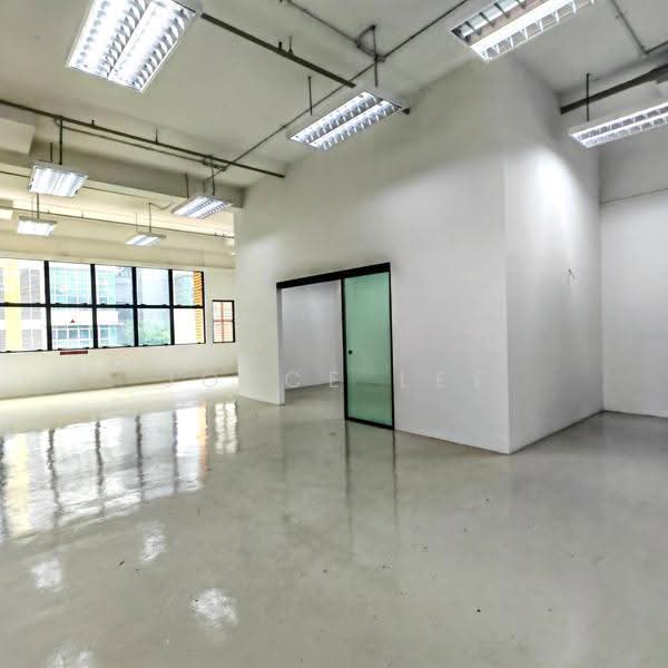 Midview Building, 50 Bukit Batok Street 23, Dairy Farm / Bukit Panjang / Choa Chu Kang, 1,755 sqft, Light Industrial (B1) For Rent, by Joyce Lee, 500283962 - Interior - CommercialGuru.com.sg