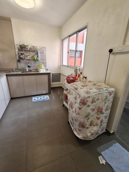 157 Bishan Street 13, 157 Bishan Street 13, Ang Mo Kio / Bishan / Thomson, Room Rental, 100 sqft, HDB Flat For Rent, by Kelvin Leong, 500283965 - Kitchen - PropertyGuru.com.sg