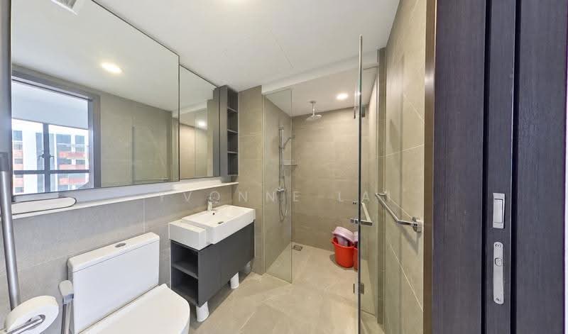 Riverfront Residences, 53 Hougang Avenue 7, Hougang / Punggol / Sengkang, 2 Bedrooms, 614 sqft, Condominium For Sale, by Yvonne Lai, 500283970 - Bathroom - PropertyGuru.com.sg