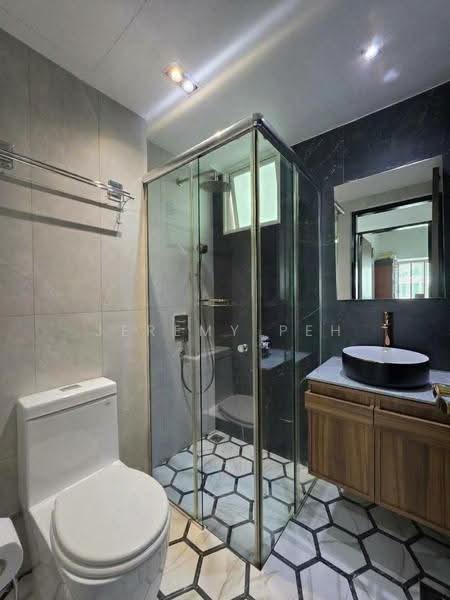 Cote D'Azur, 68 Marine Parade Road, East Coast / Marine Parade, 3 Bedrooms, 1,389 sqft, Condominium For Sale, by Jeremy Peh, 500283973 - Bathroom - PropertyGuru.com.sg