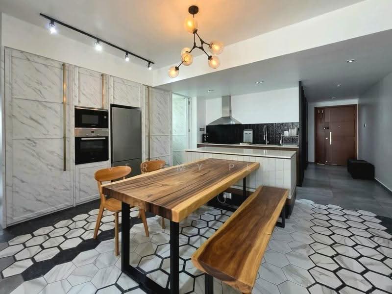 Cote D'Azur, 68 Marine Parade Road, East Coast / Marine Parade, 3 Bedrooms, 1,389 sqft, Condominium For Sale, by Jeremy Peh, 500283973 - Kitchen - PropertyGuru.com.sg