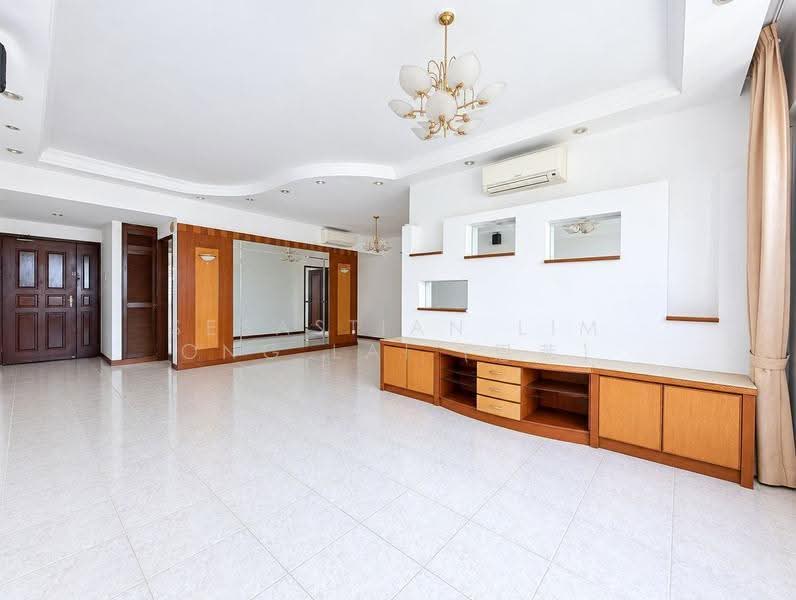 Castle Green, 481 Yio Chu Kang Road, Mandai / Upper Thomson, 4 Bedrooms, 1,410 sqft, Condominium For Sale, by Sebastian Lim Ong Lai (恩莱), 500283993 - Living Room - PropertyGuru.com.sg