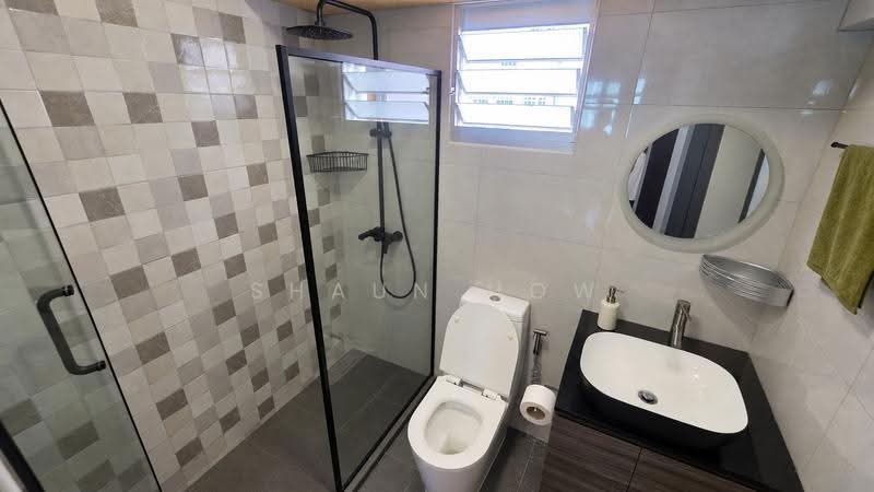 70C Telok Blangah Heights, 70C Telok Blangah Heights, Harbourfront / Telok Blangah, 3 Bedrooms, 1,001 sqft, HDB Flat For Sale, by Shaun How, 500284012 - Bathroom - PropertyGuru.com.sg