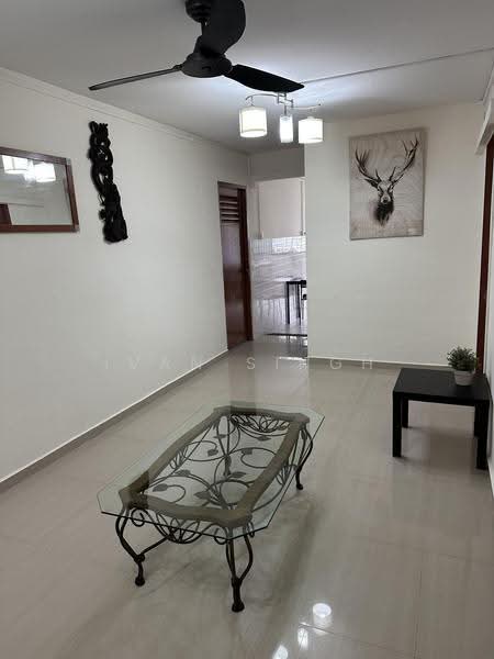 527 Jurong West Street 52, 527 Jurong West Street 52, Boon Lay / Jurong / Tuas, 2 Bedrooms, 721 sqft, HDB Flat For Sale, by Ivan Singh, 500284023 - The Living Room - PropertyGuru.com.sg