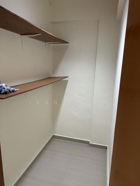 527 Jurong West Street 52, 527 Jurong West Street 52, Boon Lay / Jurong / Tuas, 2 Bedrooms, 721 sqft, HDB Flat For Sale, by Ivan Singh, 500284023 - Utilities Room - PropertyGuru.com.sg